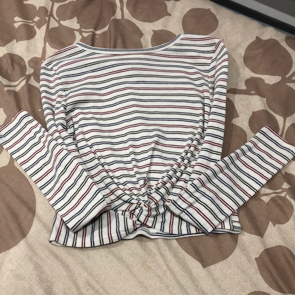 CROP TOP! ❤️💙